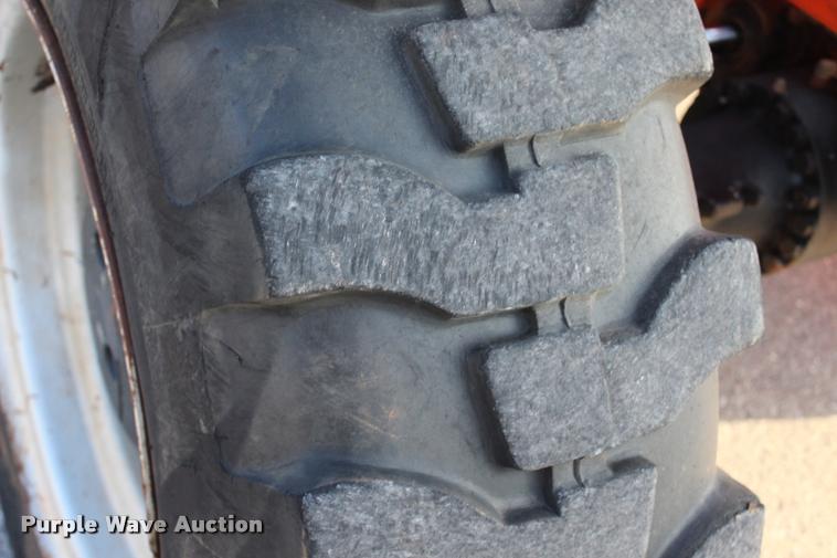 image for item L3231 2005 Lull 944E-42 telehandler