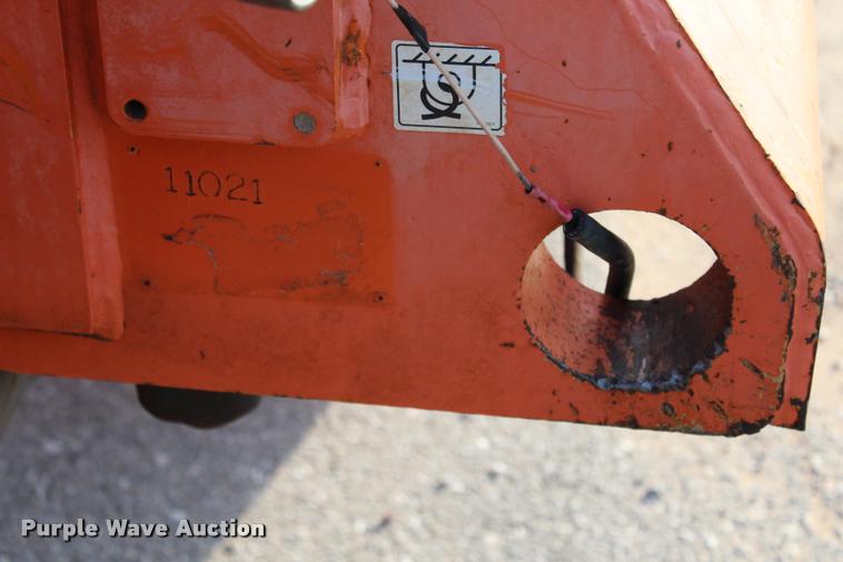 image for item L3231 2005 Lull 944E-42 telehandler