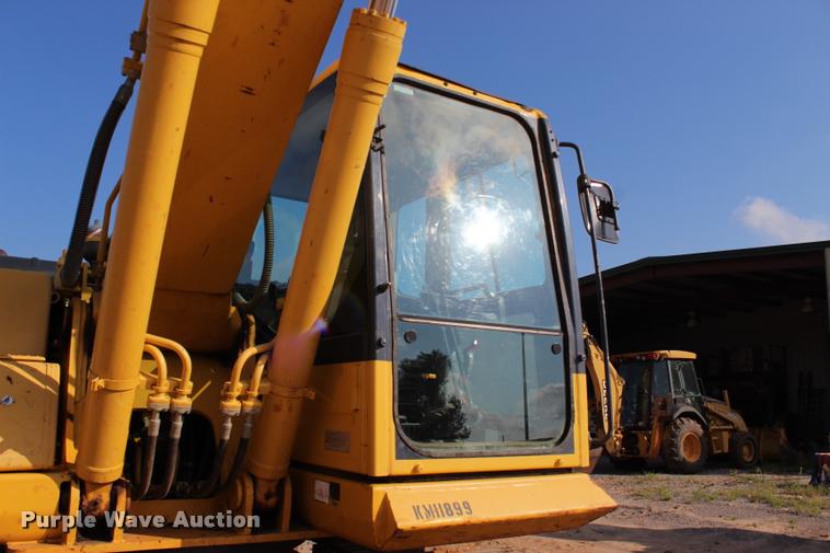 image for item L3234 2011 Komatsu PC200LC-8 HD excavator