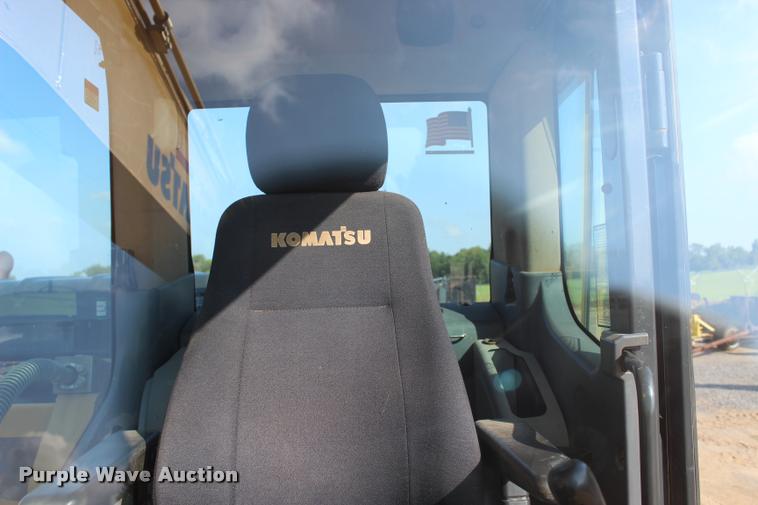 image for item L3234 2011 Komatsu PC200LC-8 HD excavator