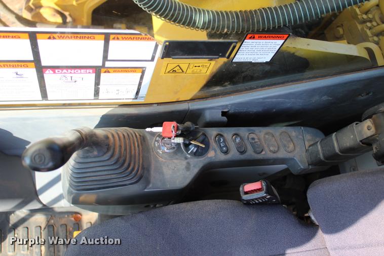 image for item L3234 2011 Komatsu PC200LC-8 HD excavator