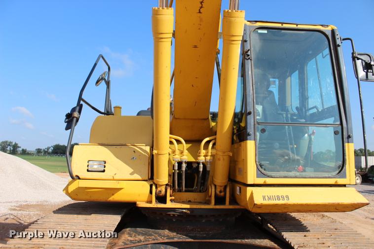 image for item L3234 2011 Komatsu PC200LC-8 HD excavator