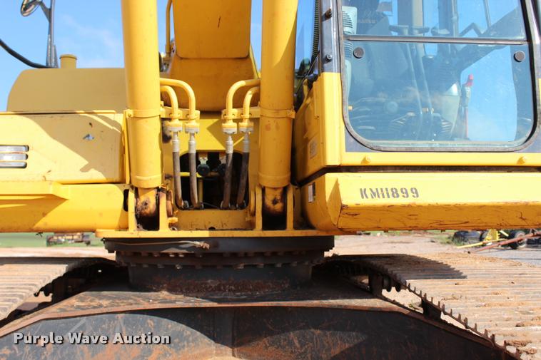 image for item L3234 2011 Komatsu PC200LC-8 HD excavator