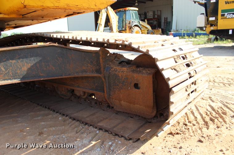 image for item L3234 2011 Komatsu PC200LC-8 HD excavator