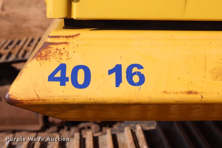 image for item L3234 2011 Komatsu PC200LC-8 HD excavator