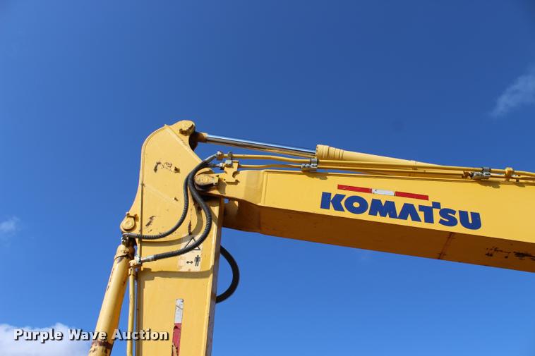 image for item L3234 2011 Komatsu PC200LC-8 HD excavator