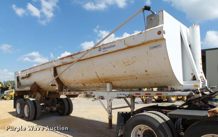 image for item L3236 2005 Clement Rockstar end dump trailer