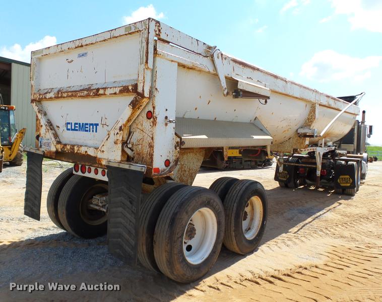 image for item L3236 2005 Clement Rockstar end dump trailer