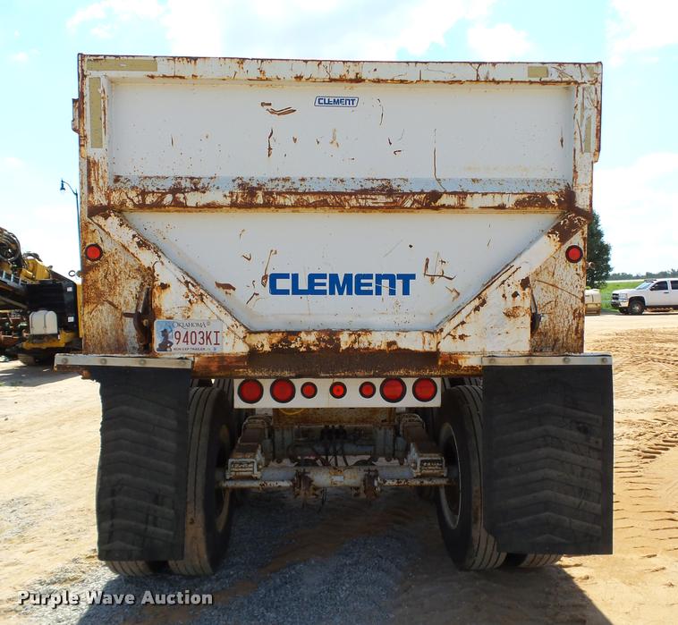 image for item L3236 2005 Clement Rockstar end dump trailer