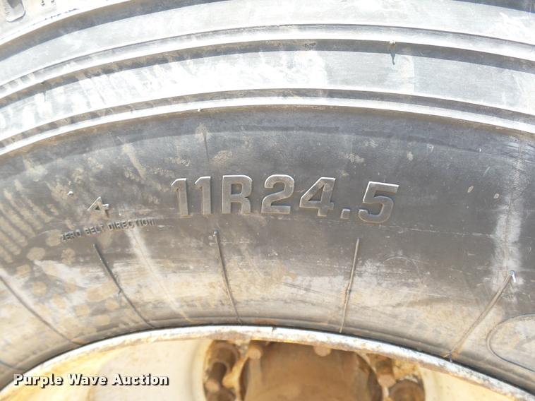 image for item L3236 2005 Clement Rockstar end dump trailer