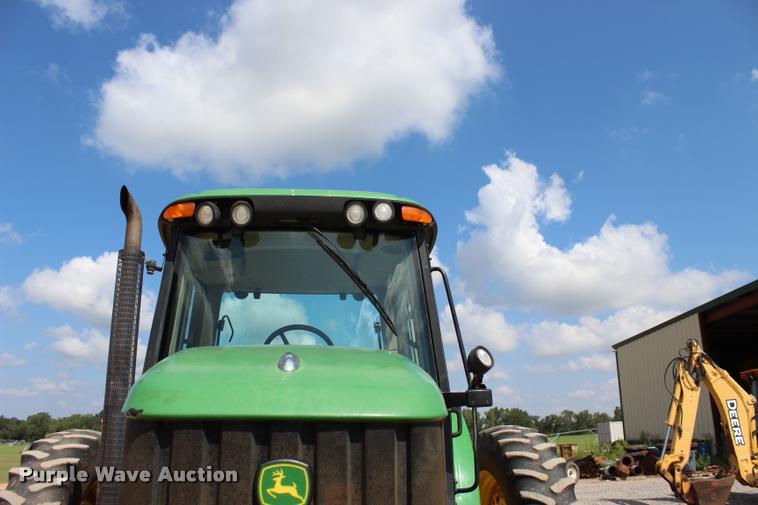 image for item L3237 2005 John Deere 7520 MFWD tractor