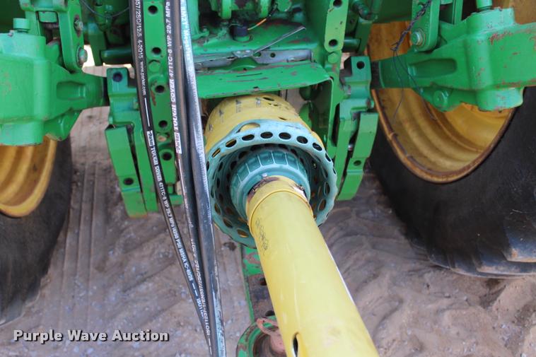 image for item L3237 2005 John Deere 7520 MFWD tractor