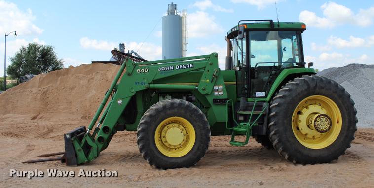 image for item L3239 1995 John Deere 8100 MFWD tractor
