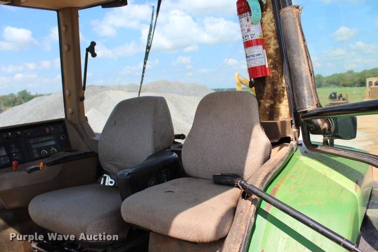 image for item L3239 1995 John Deere 8100 MFWD tractor