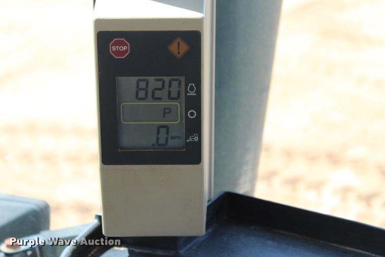 image for item L3239 1995 John Deere 8100 MFWD tractor