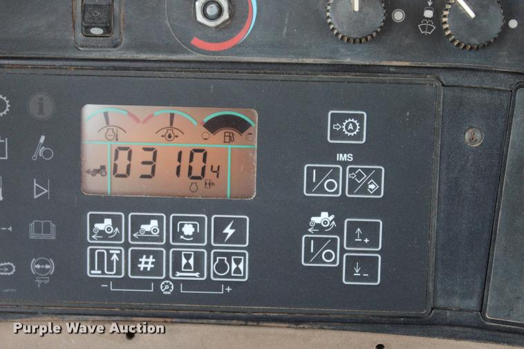 image for item L3239 1995 John Deere 8100 MFWD tractor