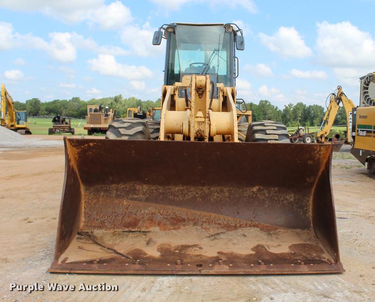 image for item L3240 2002 John Deere 644H wheel loader