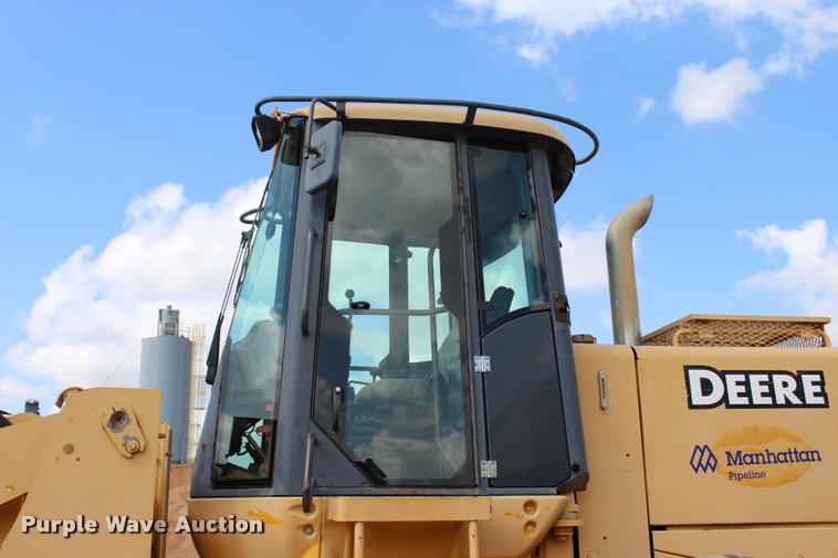 image for item L3240 2002 John Deere 644H wheel loader