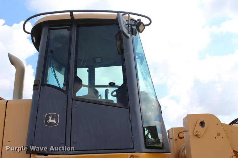 image for item L3240 2002 John Deere 644H wheel loader