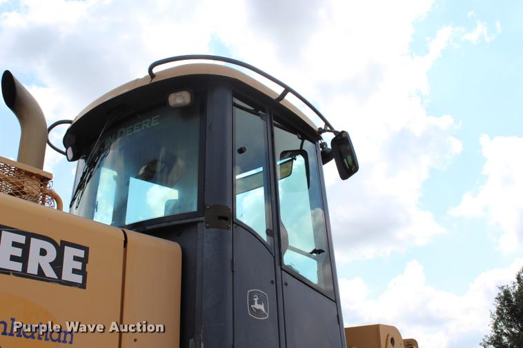 image for item L3240 2002 John Deere 644H wheel loader