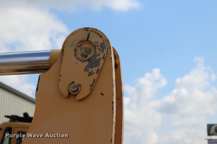 image for item L3240 2002 John Deere 644H wheel loader