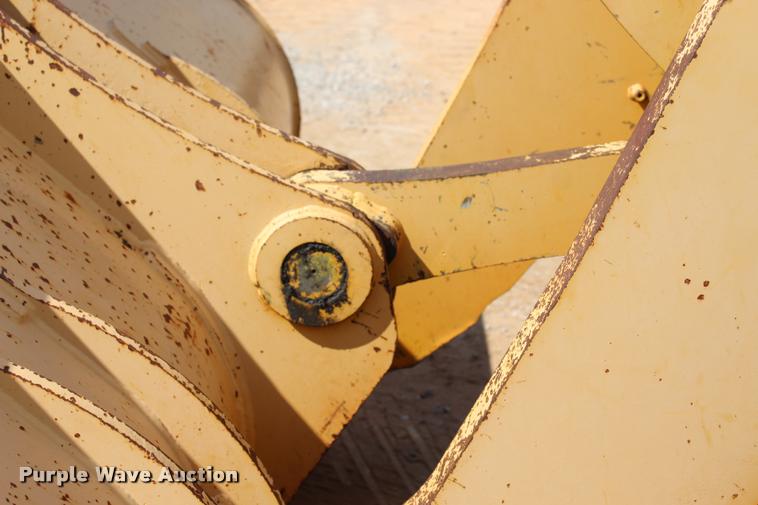 image for item L3240 2002 John Deere 644H wheel loader