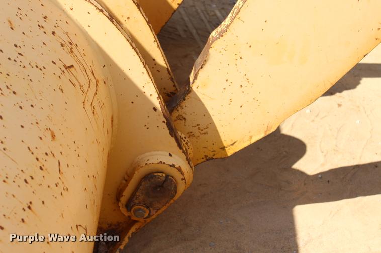 image for item L3240 2002 John Deere 644H wheel loader