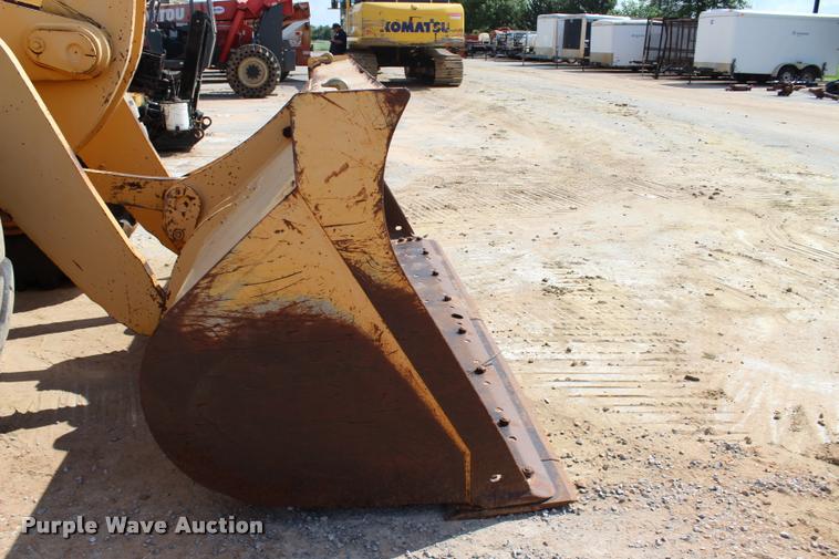 image for item L3240 2002 John Deere 644H wheel loader