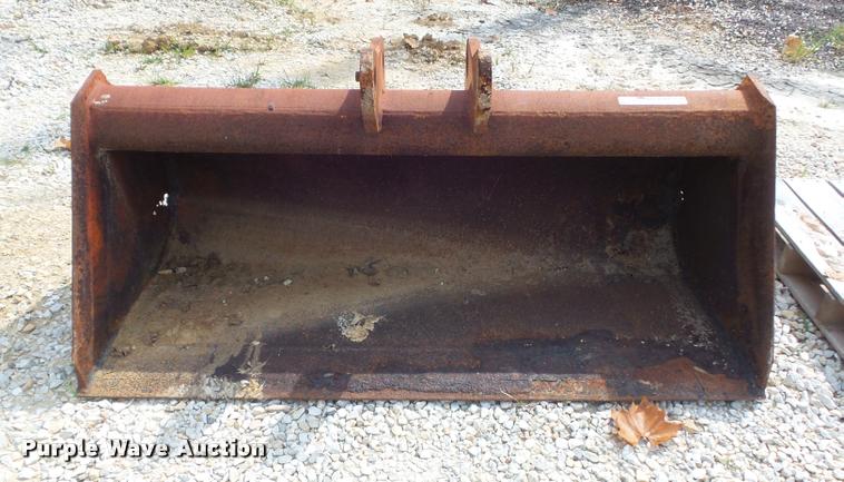 image for item CC9605 Backhoe attachment