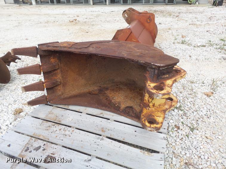 image for item CC9605 Backhoe attachment