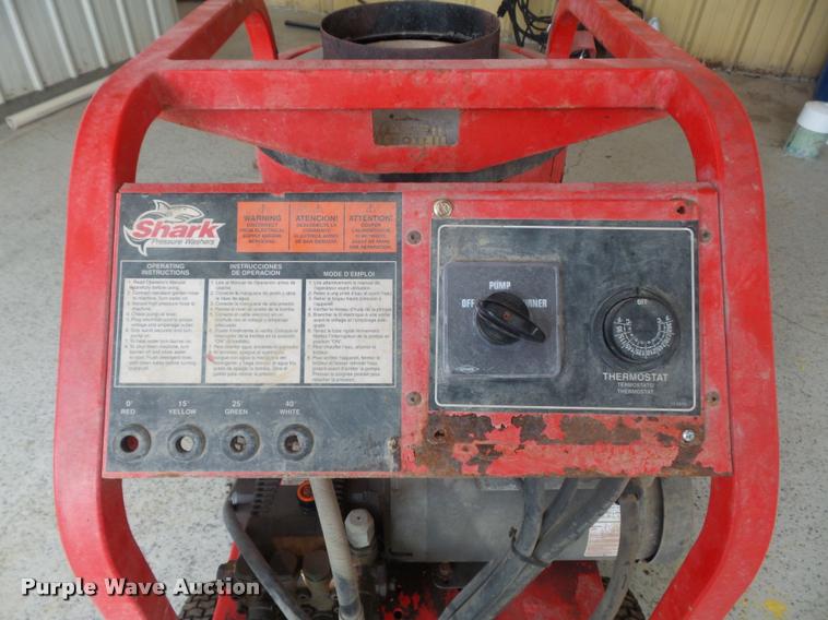 image for item CC9606 Shark STP-3520A pressure washer