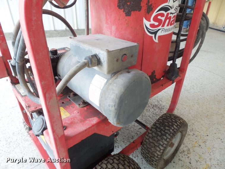 image for item CC9606 Shark STP-3520A pressure washer