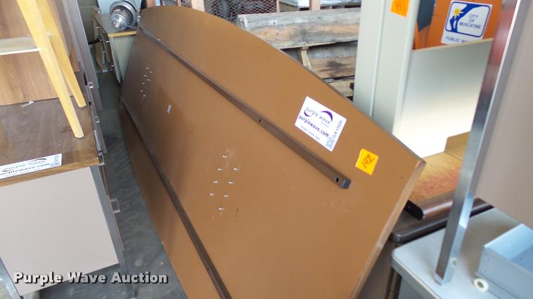 image for item DA1006 (2) tables