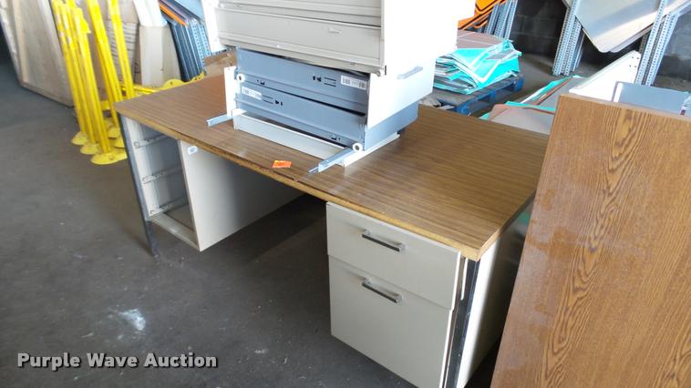 image for item DA1222 Office furniture