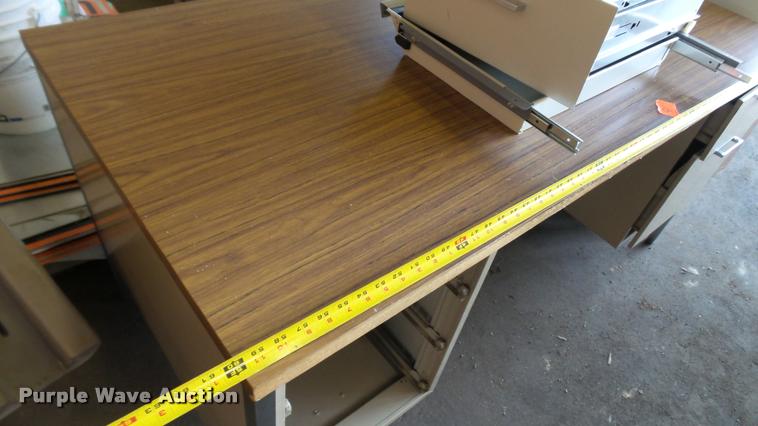 image for item DA1222 Office furniture