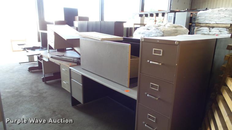 image for item DA1223 Office furniture