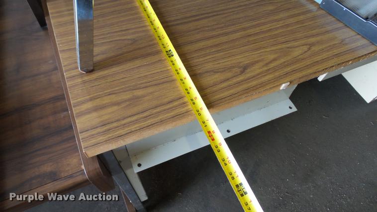 image for item DA1223 Office furniture