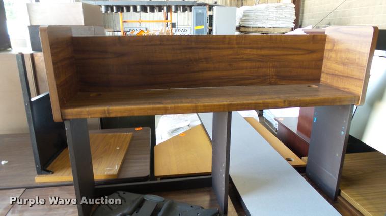 image for item DA1223 Office furniture