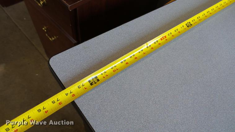 image for item DA1223 Office furniture