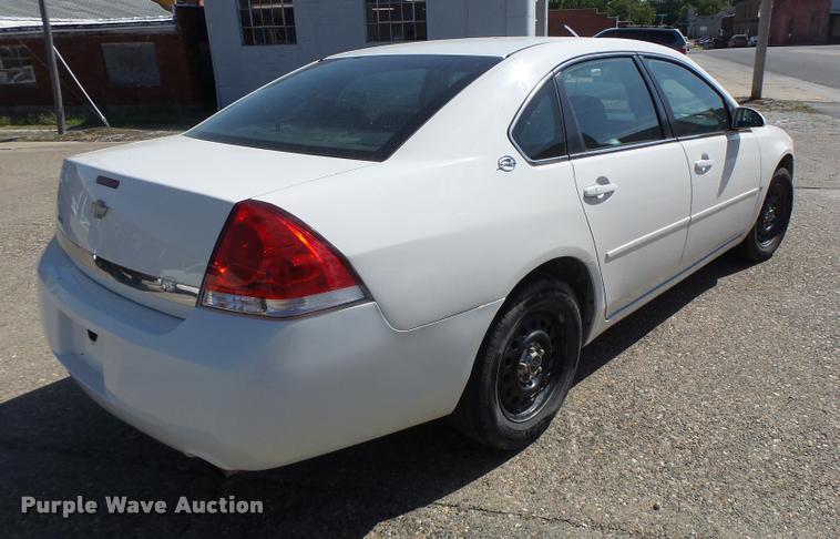 image for item DB1424 2007 Chevrolet Impala Police