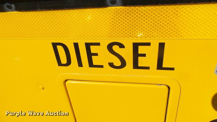 image for item DB3494 1996 Ford B800 Blue Bird school bus