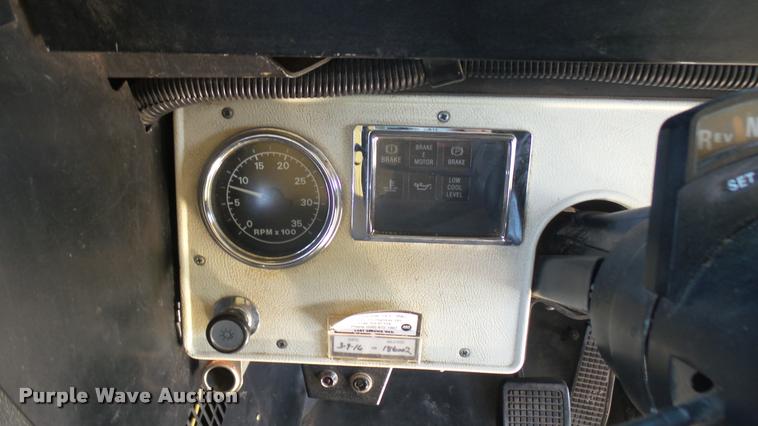 image for item DB3494 1996 Ford B800 Blue Bird school bus