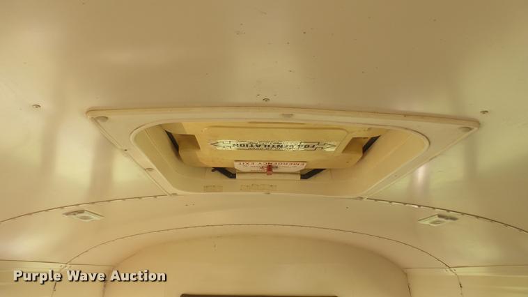 image for item DB3494 1996 Ford B800 Blue Bird school bus