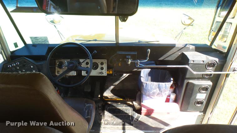 image for item DB3494 1996 Ford B800 Blue Bird school bus