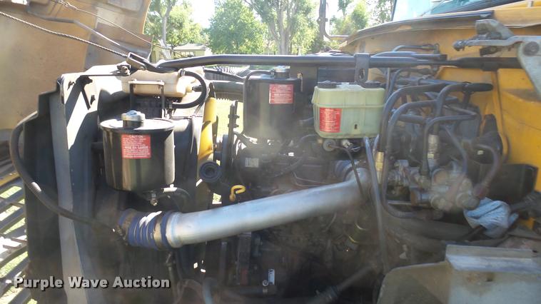 image for item DB3494 1996 Ford B800 Blue Bird school bus