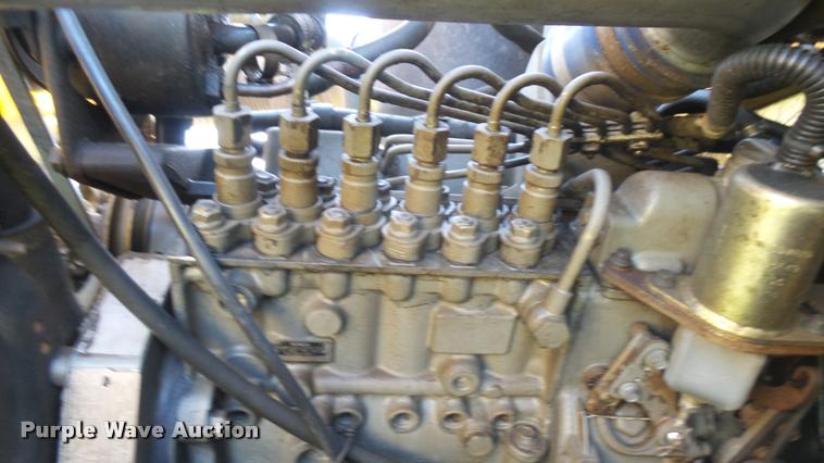 image for item DB3494 1996 Ford B800 Blue Bird school bus