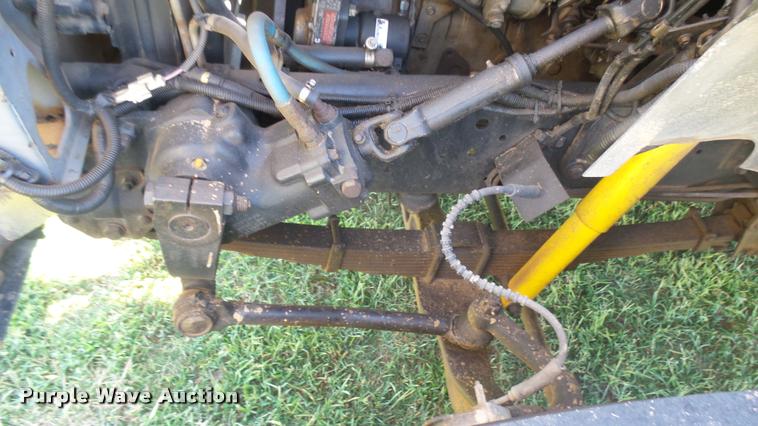 image for item DB3494 1996 Ford B800 Blue Bird school bus