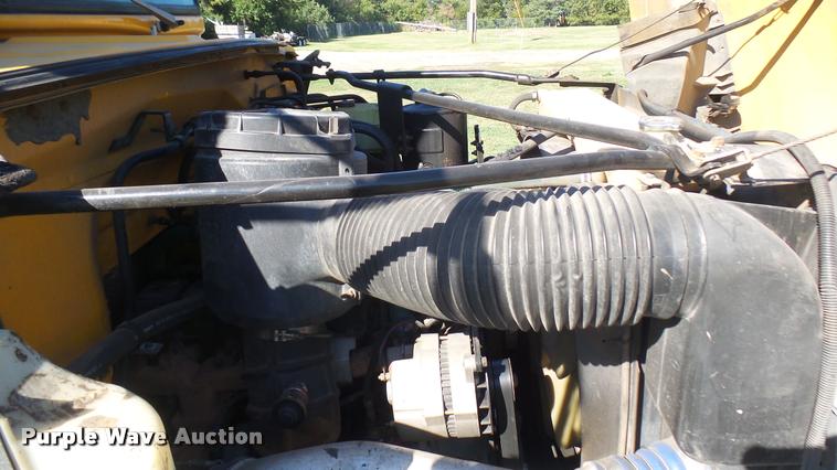 image for item DB3494 1996 Ford B800 Blue Bird school bus