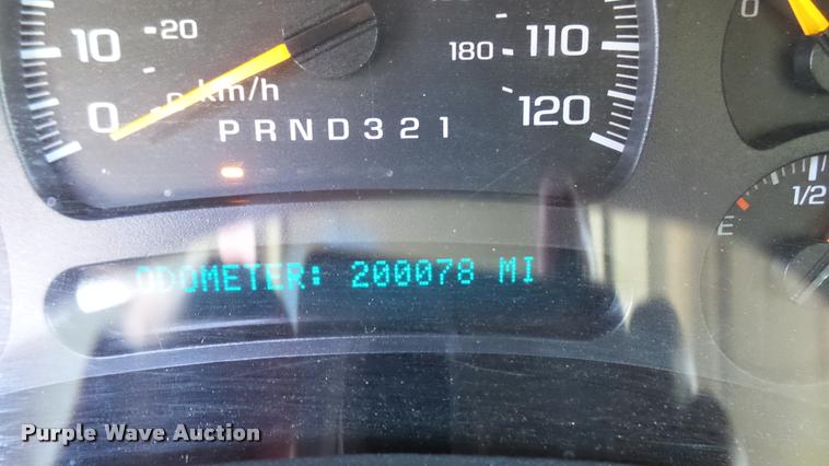 image for item DB3495 2006 Chevrolet Suburban 1500 SUV