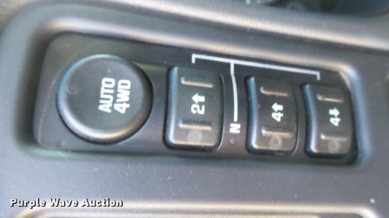 image for item DB3495 2006 Chevrolet Suburban 1500 SUV